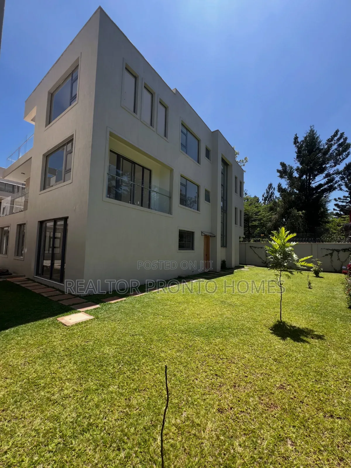 6bdrm Villa in Lavington, Muthangari for sale