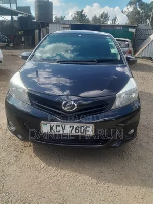 Toyota Vitz 2013 Black