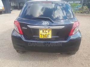 Toyota Vitz 2013 Black
