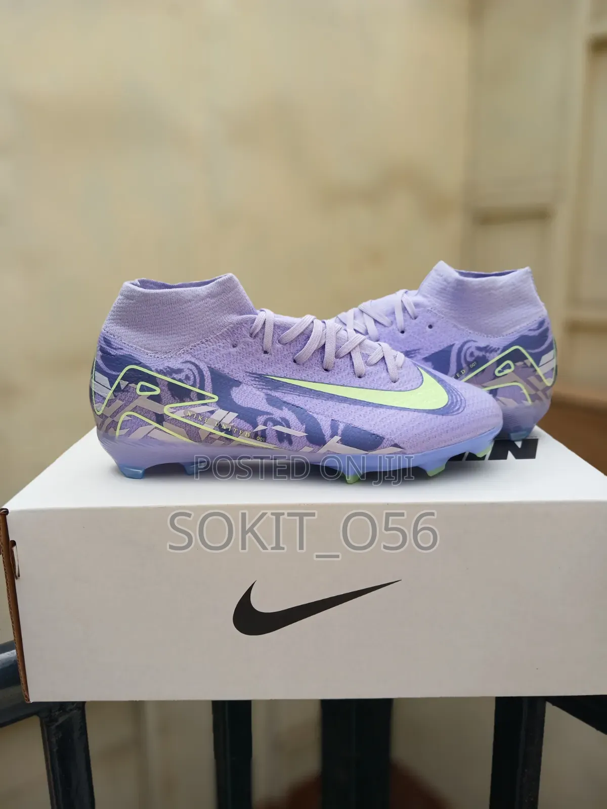 Nike Airzoom Kids Football Boots