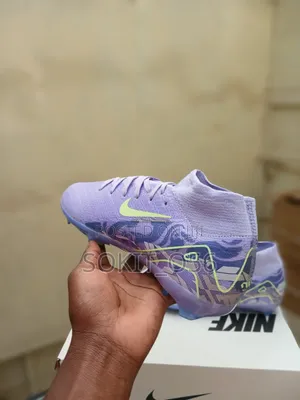 Nike Airzoom Kids Football Boots