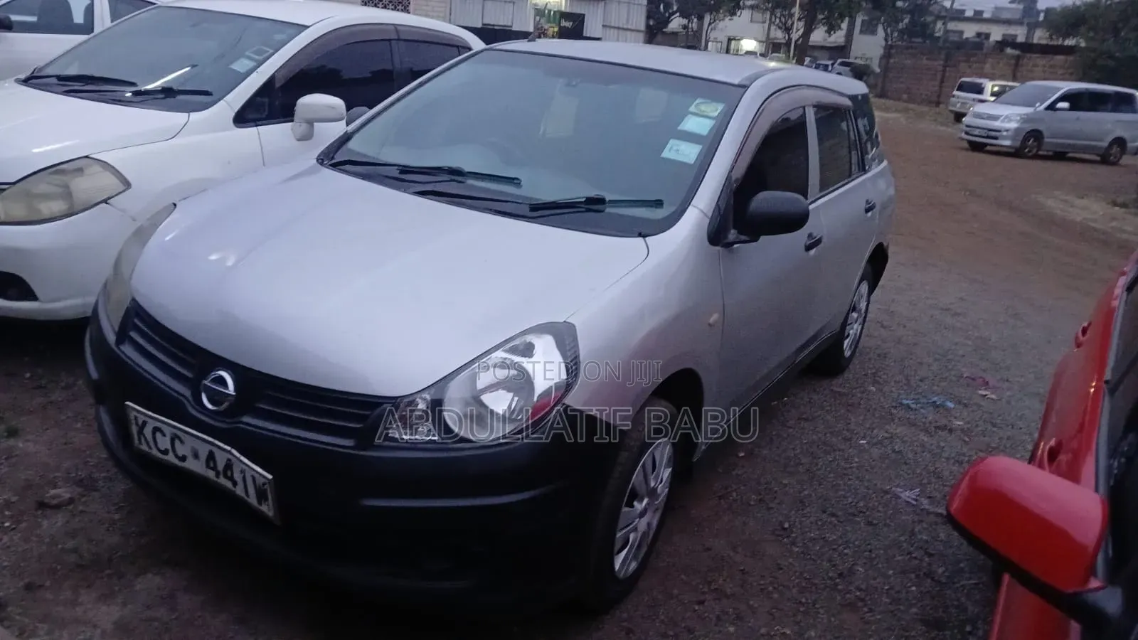 Nissan Advan 2009 Gray