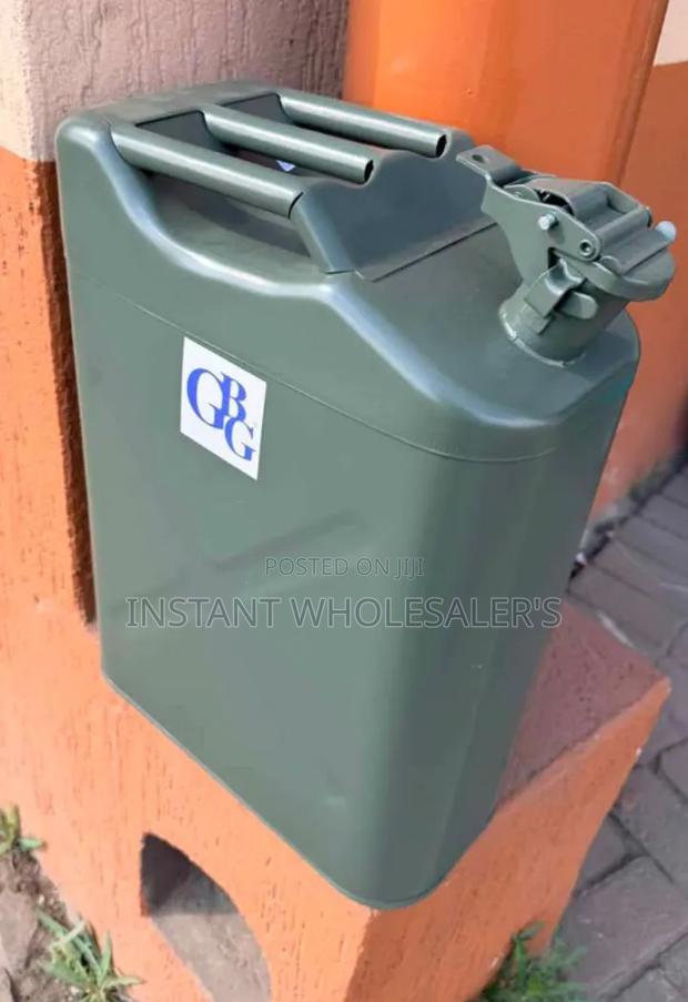 Quality Metal Fuel Jericans - main view