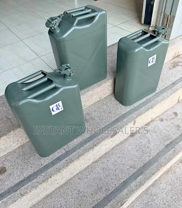 Fuel 20 Litres Aluminium Jericans - thumbnail 2