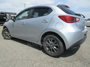 Mazda Demio 2019 Silver