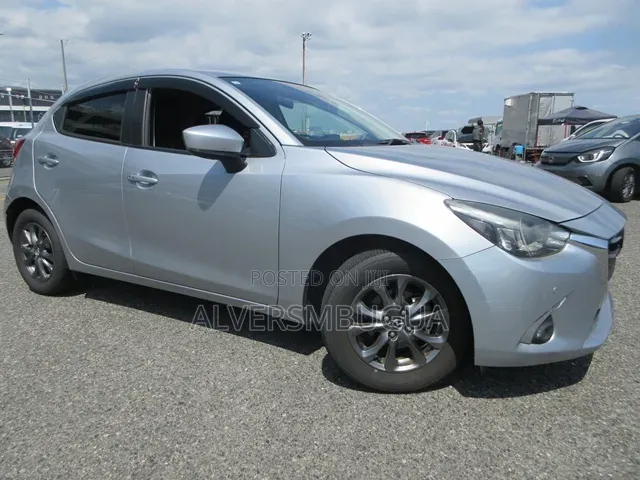 Mazda Demio 2019 Silver