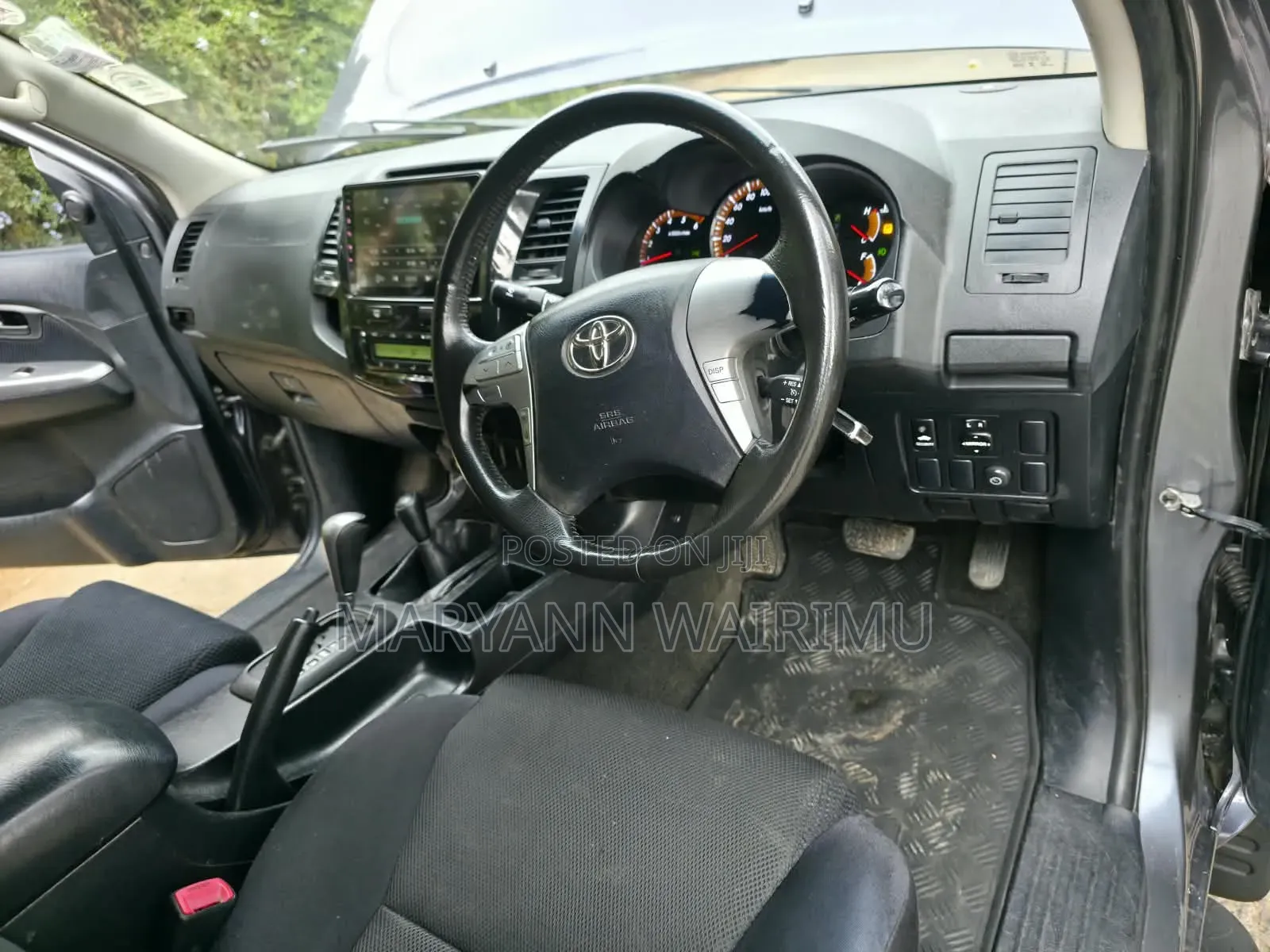 Toyota Hilux 3.0 D-4D 4x4 2014 Gray