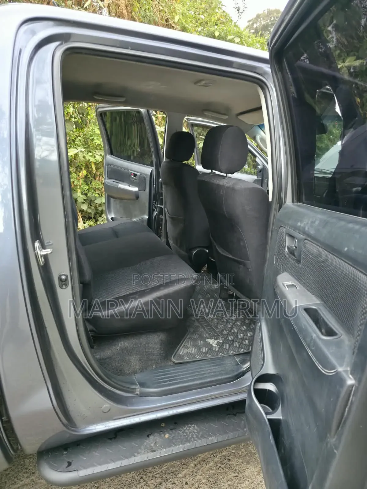 Toyota Hilux 3.0 D-4D 4x4 2014 Gray