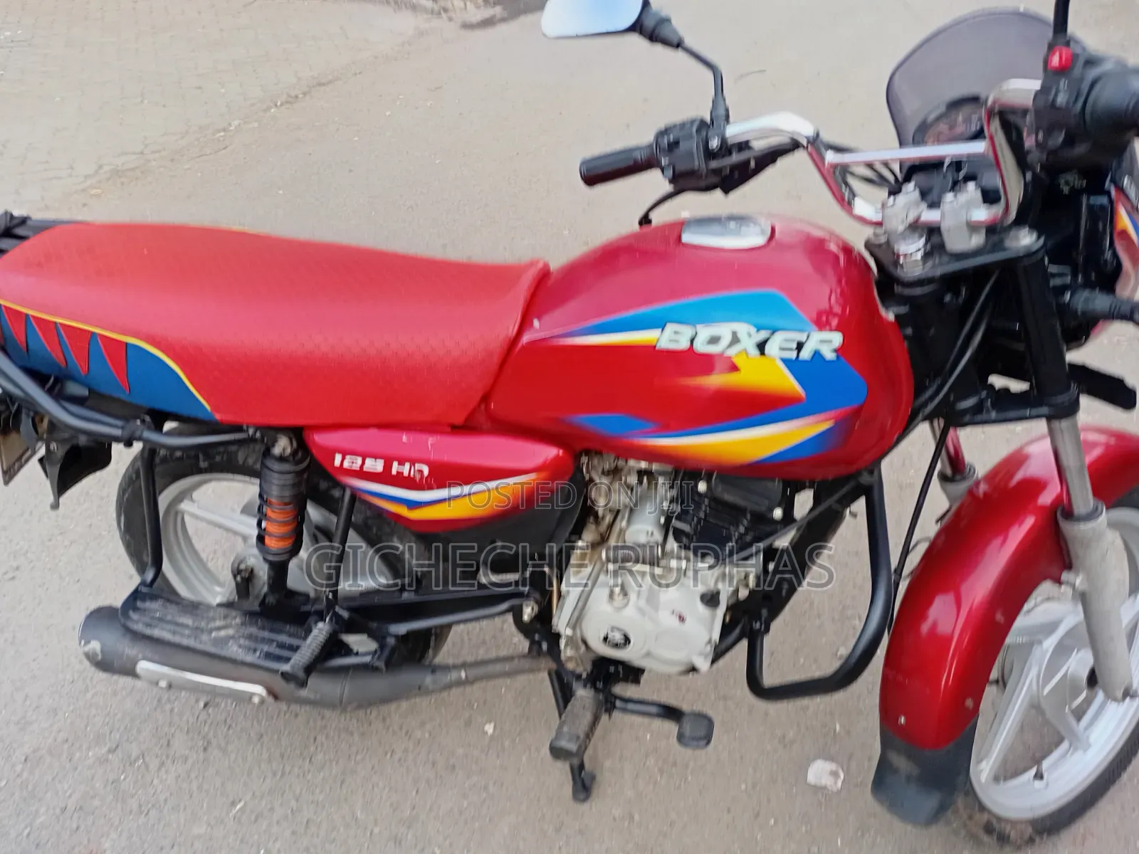 Bajaj Boxer 125 2025 Red