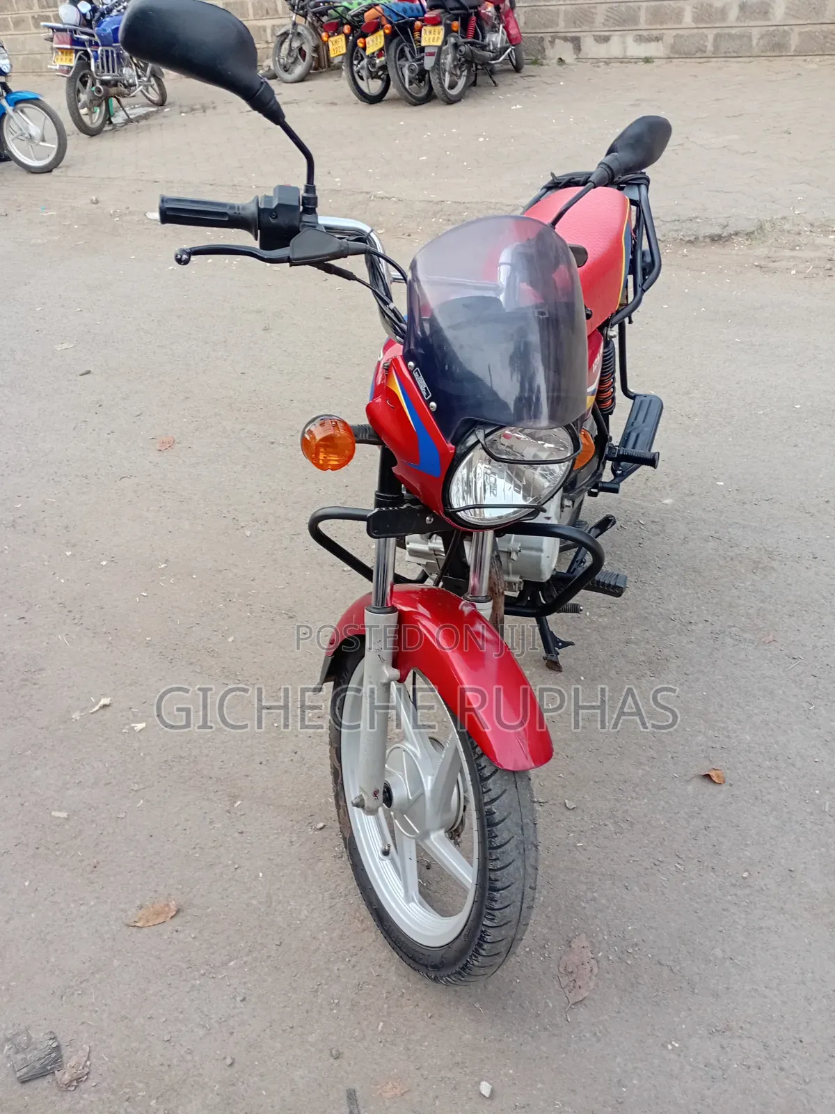 Bajaj Boxer 125 2025 Red