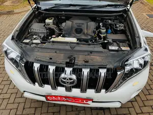 Toyota Land Cruiser Prado 3.0 190hp 2017 Pearl