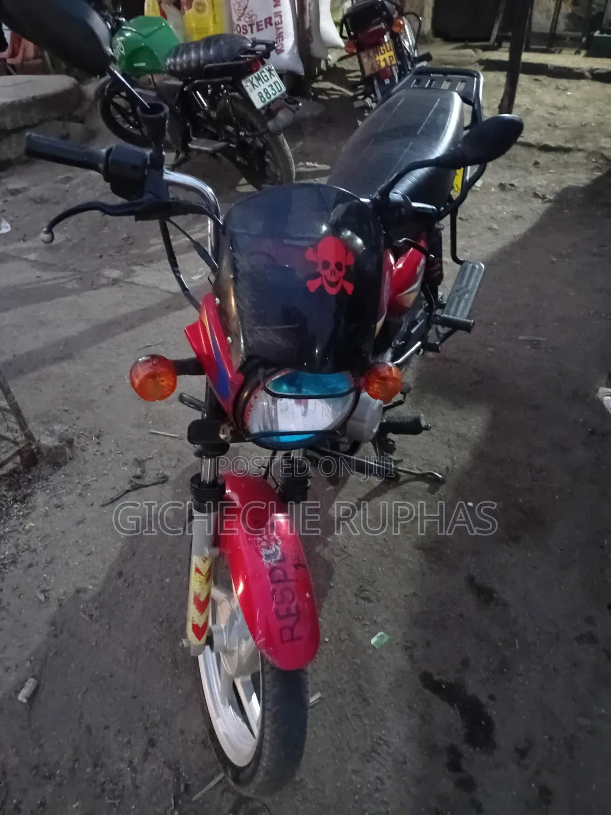 Bajaj Boxer 125 2026 Red