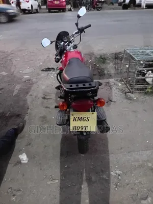 Bajaj Boxer 125 2026 Red