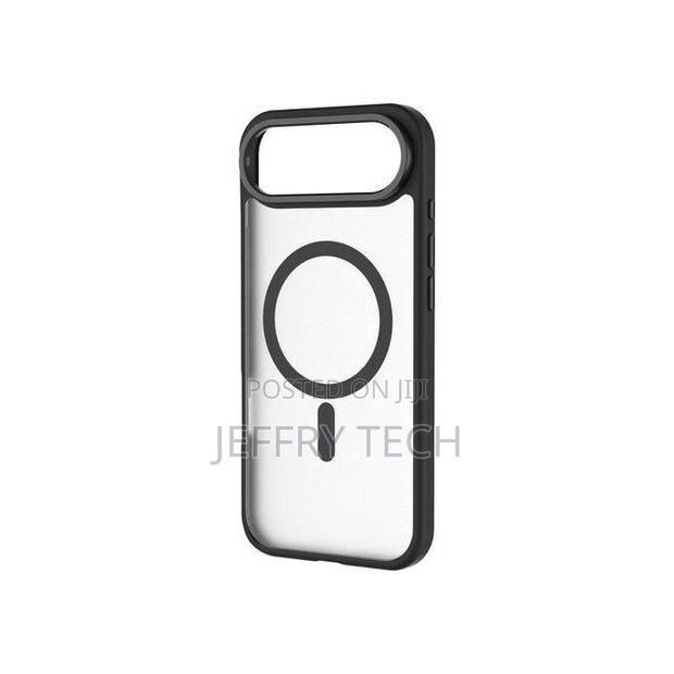 Pouch Quality iPhone 17 Air Clear Solid Magsafe Transparent Phone Case - main view