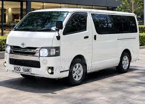 Toyota HiAce 2014 Silver