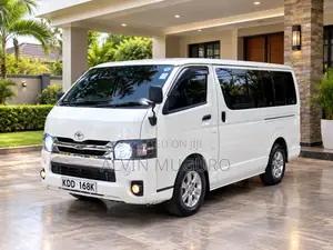 Toyota HiAce 2014 Silver