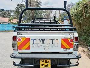 Toyota Hilux 2015 Pearl