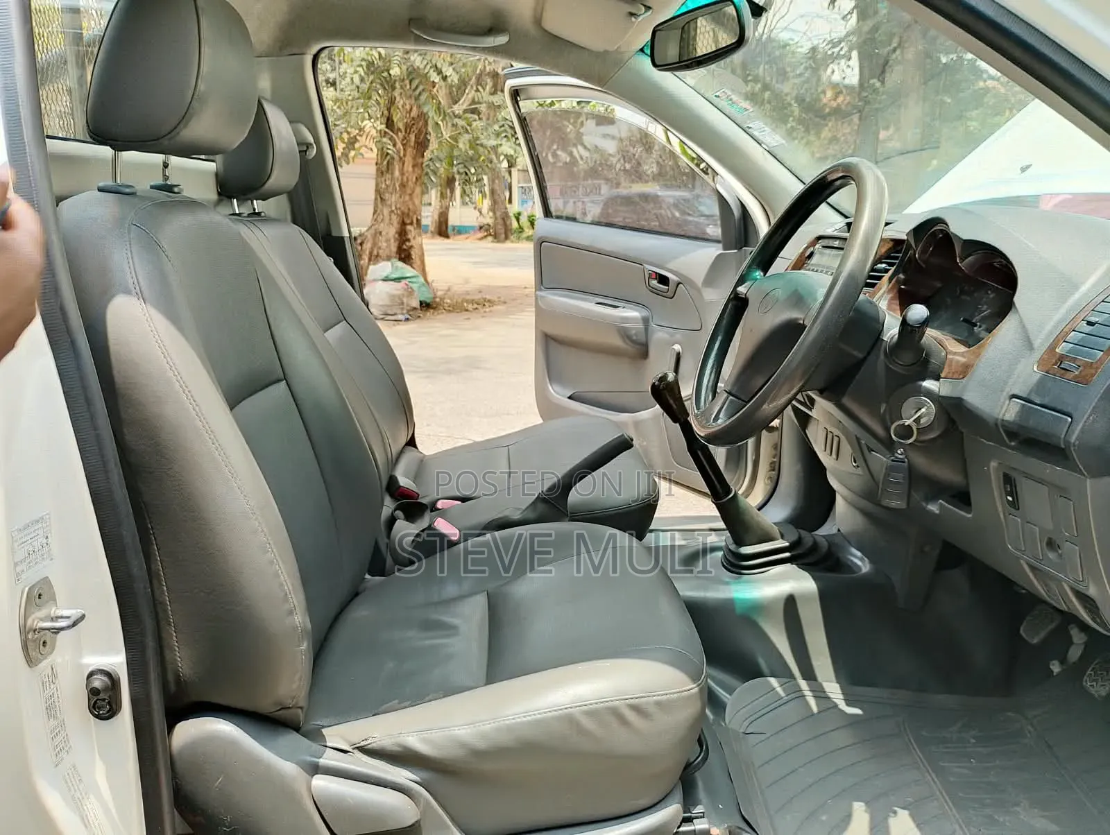 Toyota Hilux 2015 Pearl