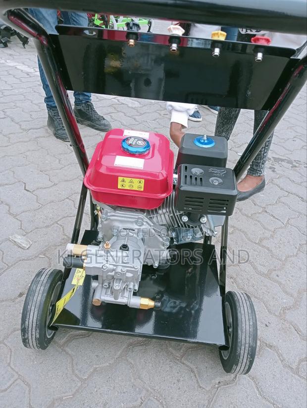 Gasoline Pressure Washer - thumbnail 4