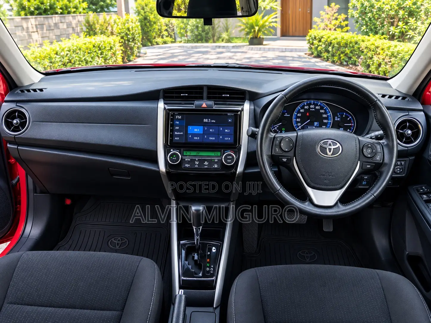 Toyota Corolla Fielder 1.5 Hybrid FWD 2016 Red