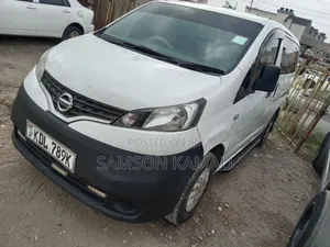 Nissan NV200 2015 White