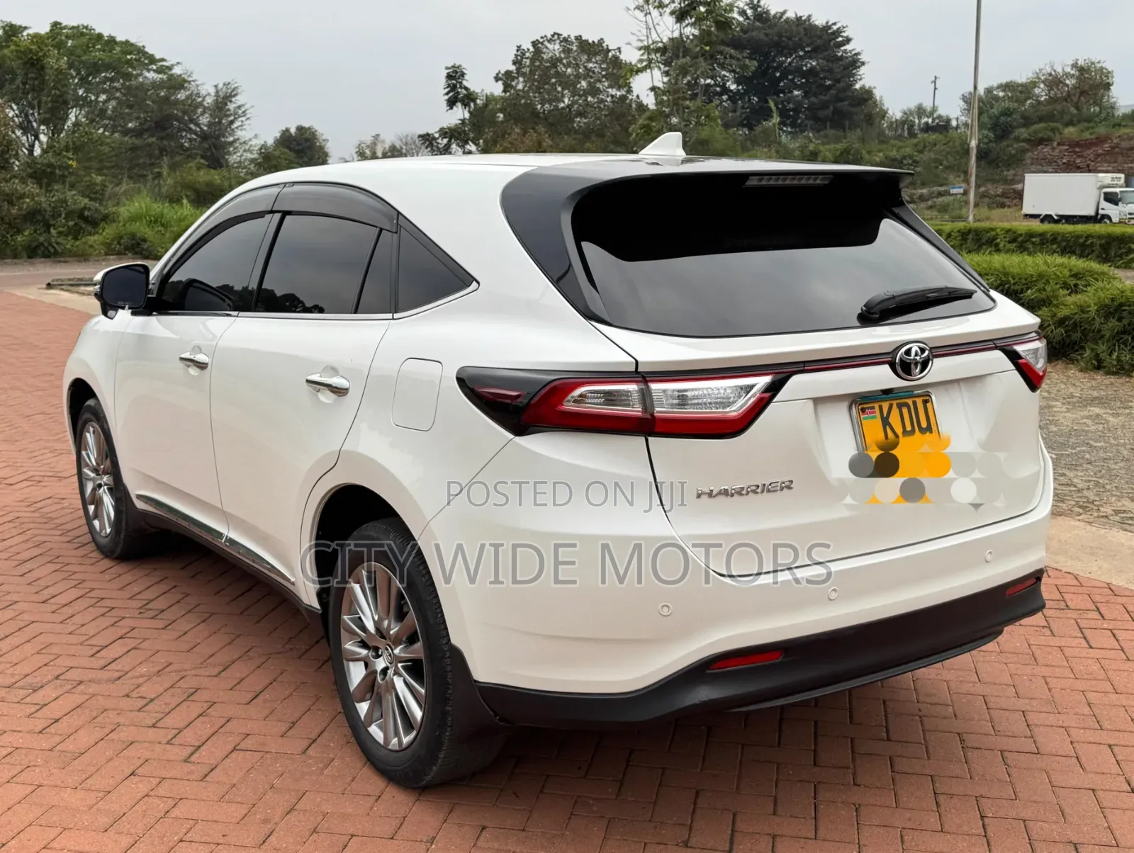 Toyota Harrier 2018 White