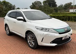 Toyota Harrier 2018 White
