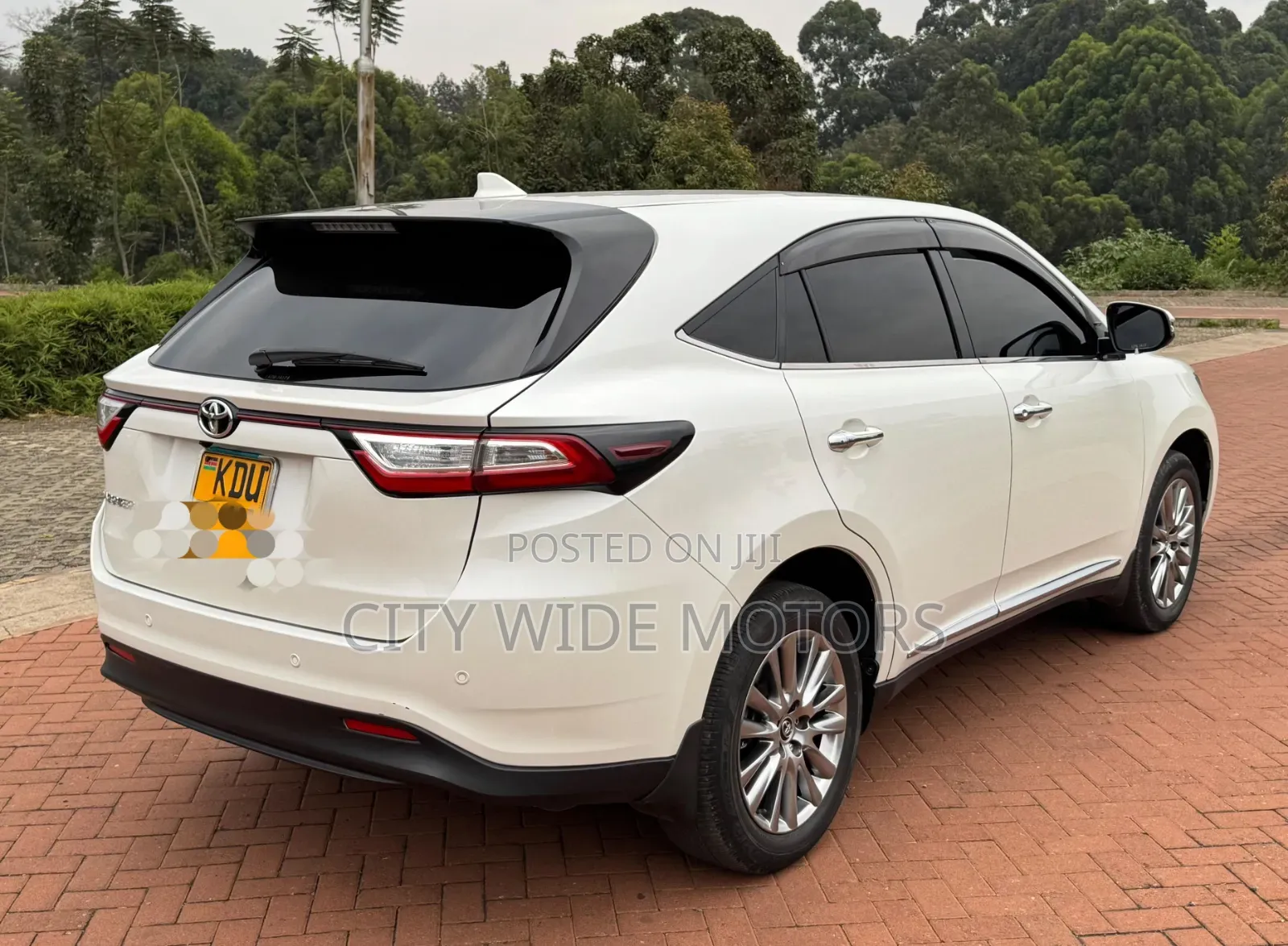 Toyota Harrier 2018 White