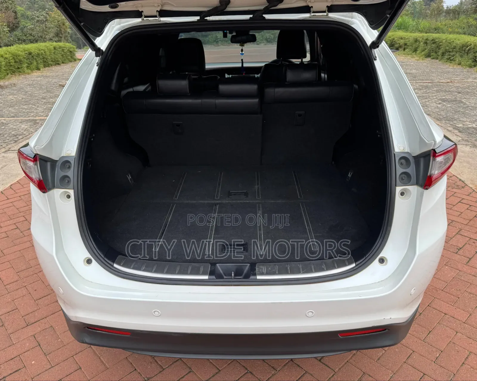 Toyota Harrier 2018 White