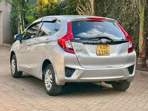 Honda Fit 2016 Silver