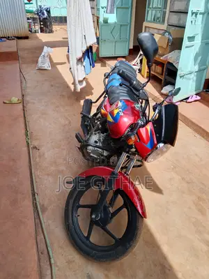 Bajaj Boxer 150 UG 2021 Red