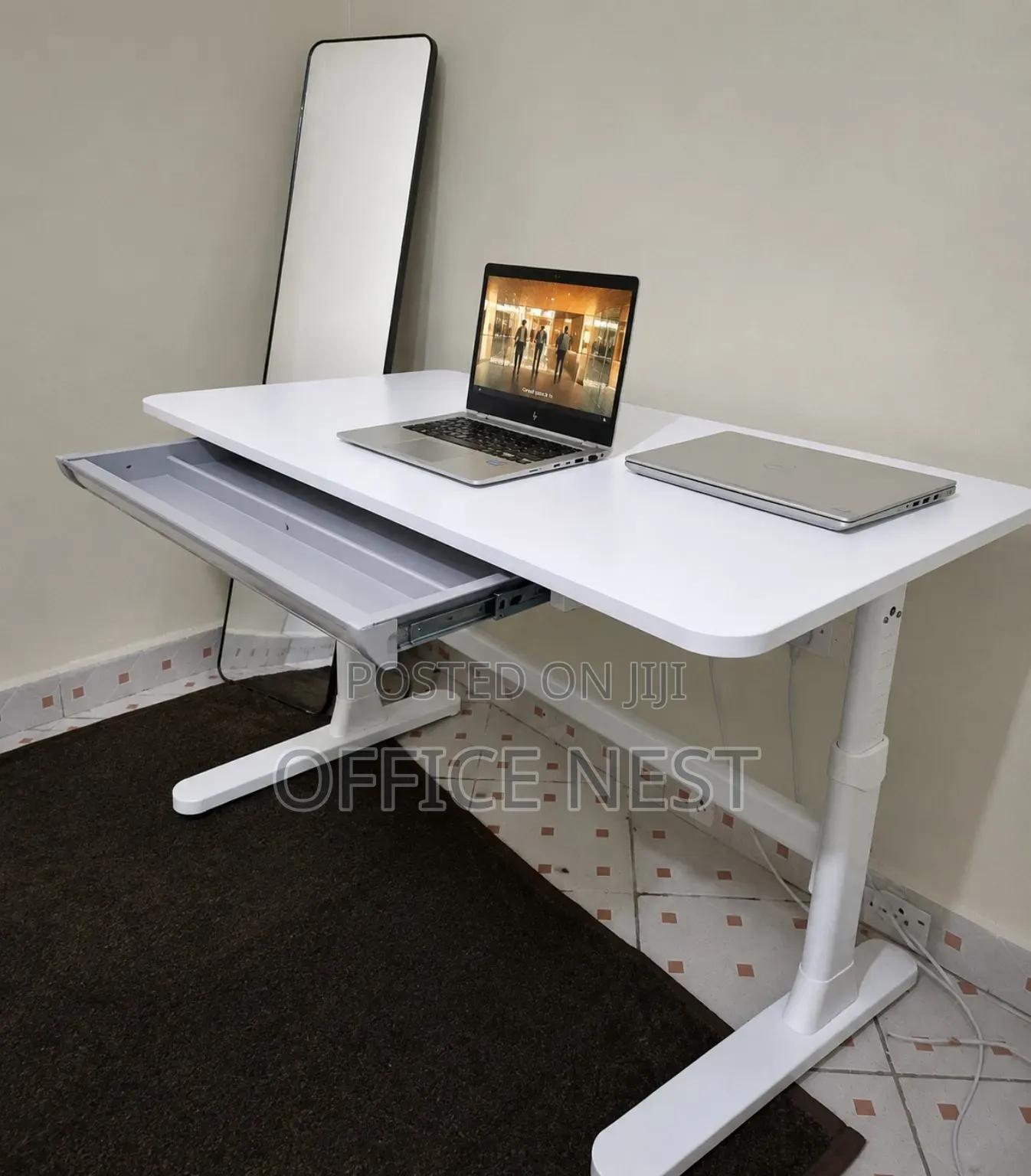 Manual Adjustable Office Desk