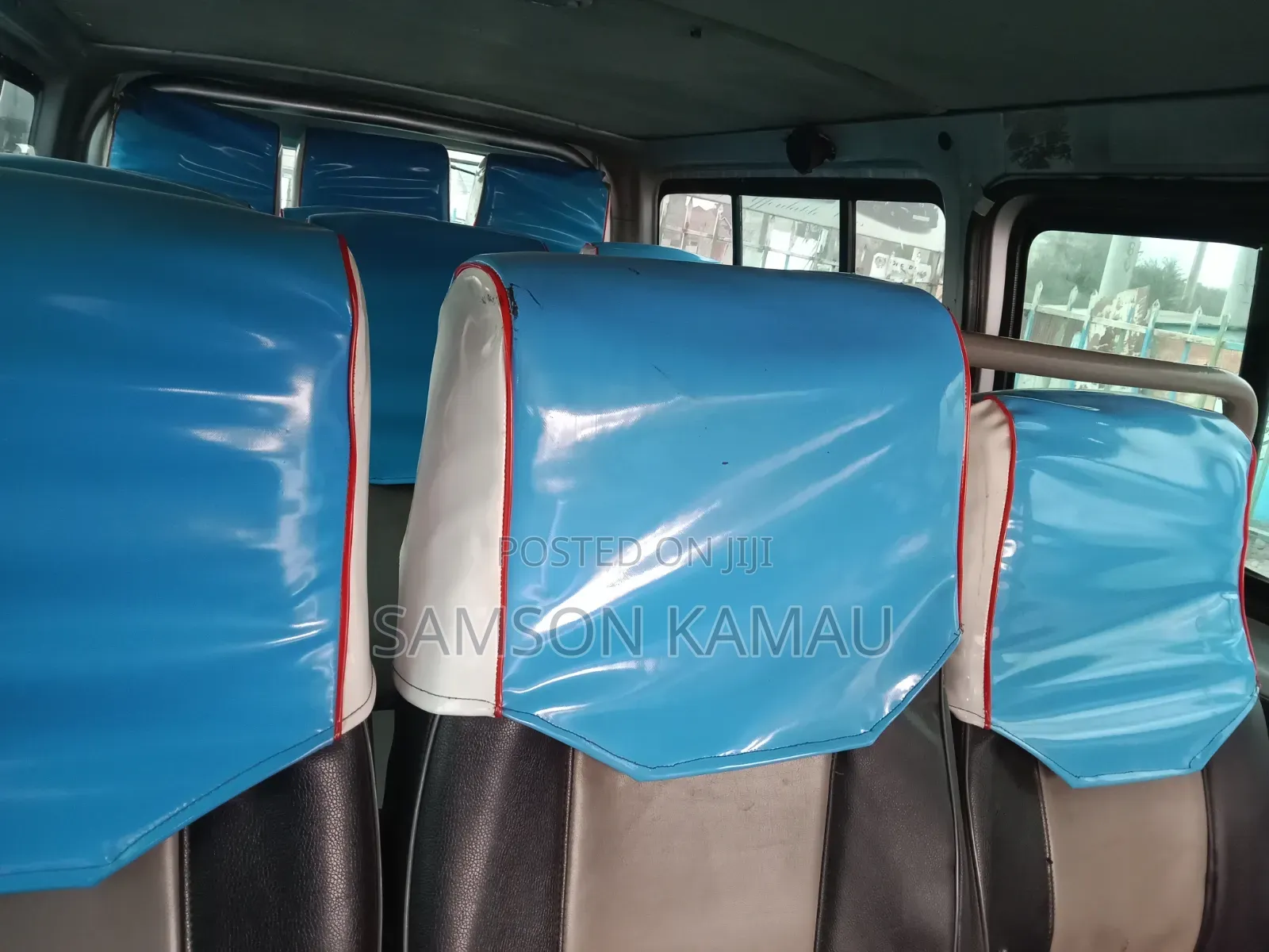 Toyota HiAce 2010 Silver