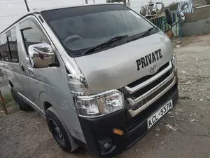 Toyota HiAce 2010 Silver