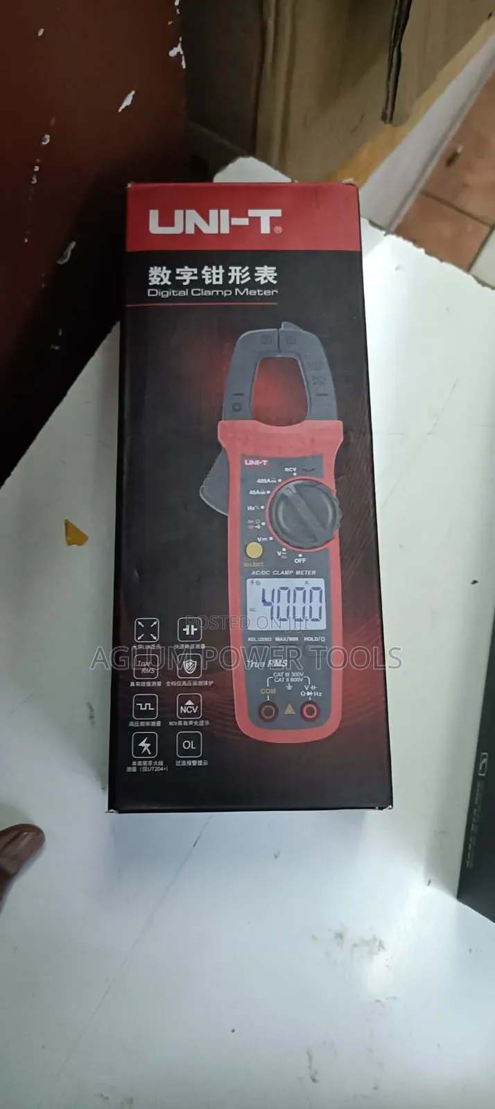 AC/Dc Clamp Meter With 4000 Units