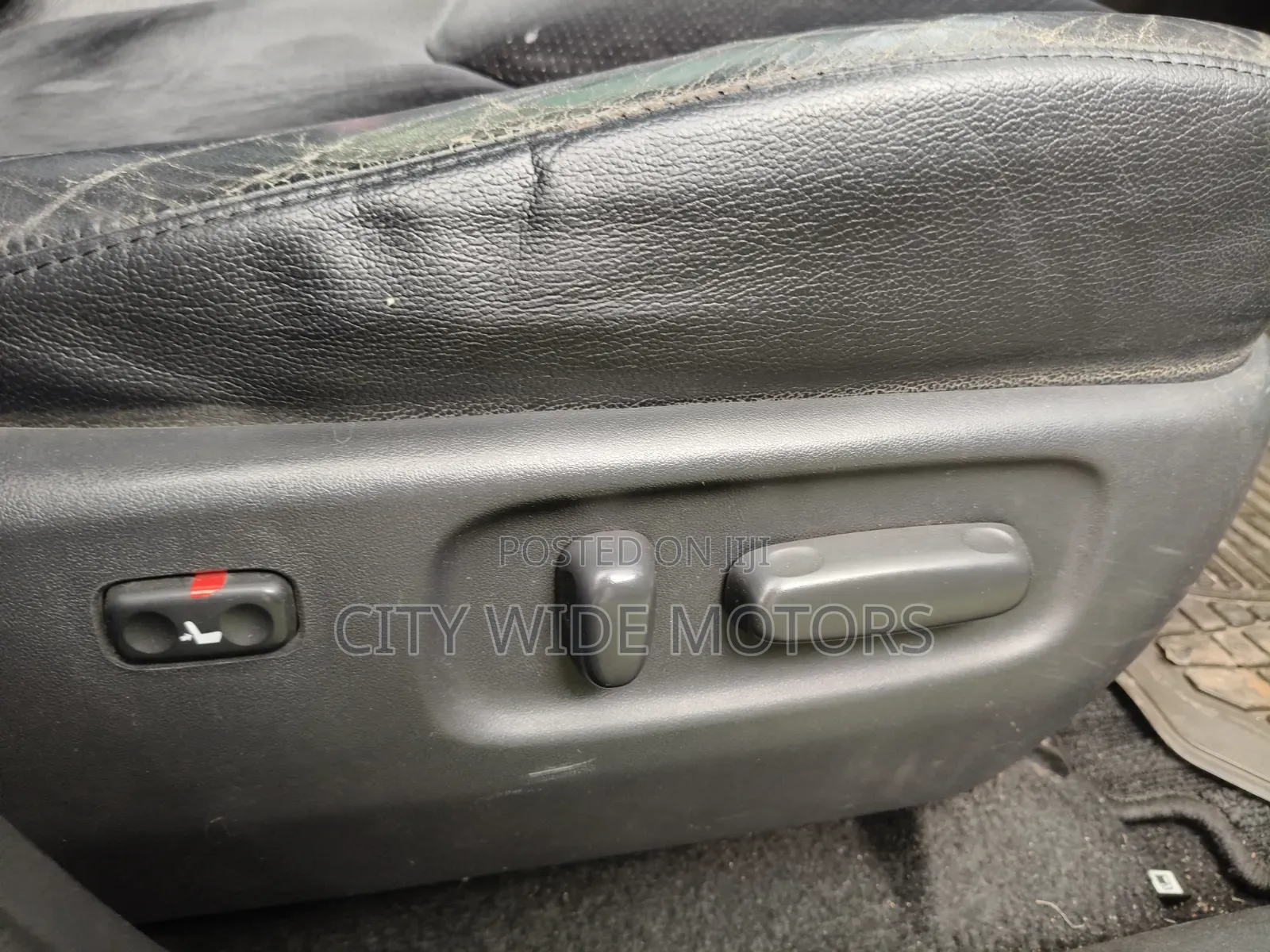 Toyota Vanguard 2012 Gray