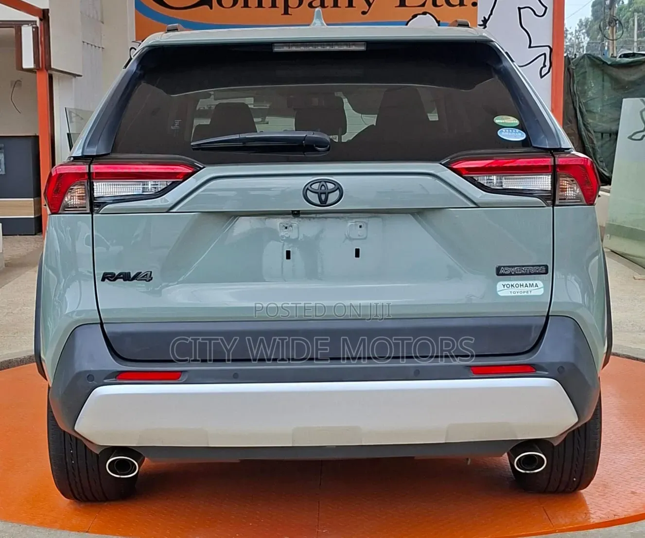 Toyota RAV4 2020 Blue
