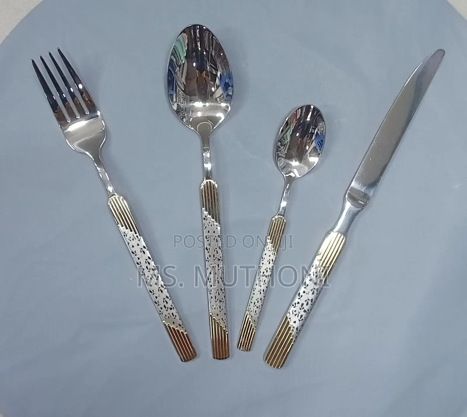 24 Pieces Silver Golden Cutlery Set With Hanging Rack