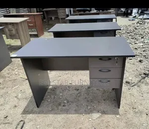 Qulity Gray Desk