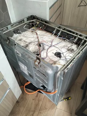 Ramtomns,von aristonCooker Repair