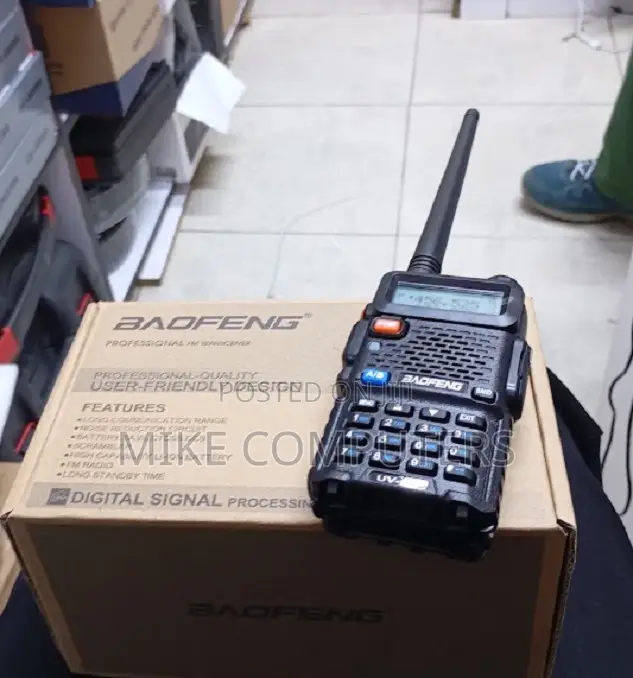 High Quality Baofeng 3km Range Walkie Talkie Uv-5r