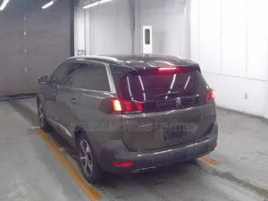 Peugeot 5008 2.0 BlueHDi 180 GT 2019 Green