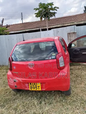 Toyota Passo 1.0 FWD 2014 Red