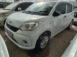 Toyota Passo 2016 White