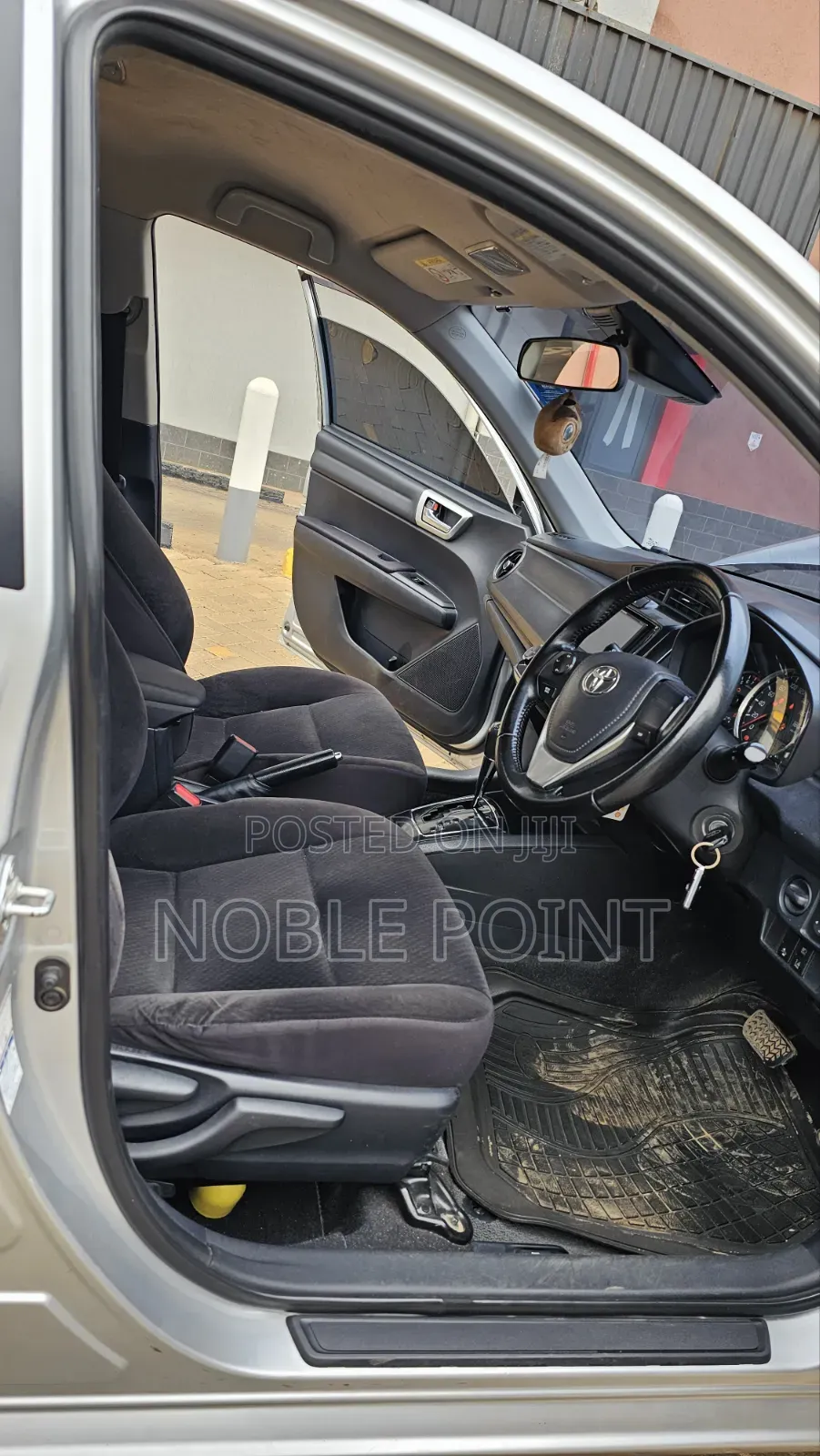 Toyota Axio 2016 Silver