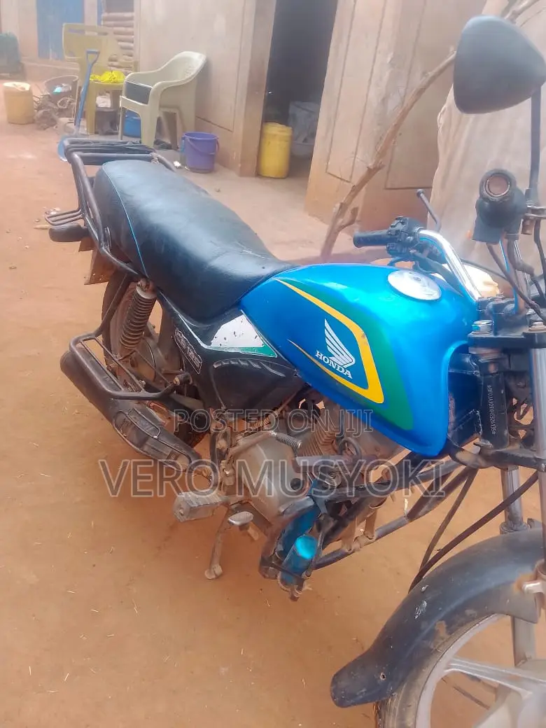 Honda 2022 Blue