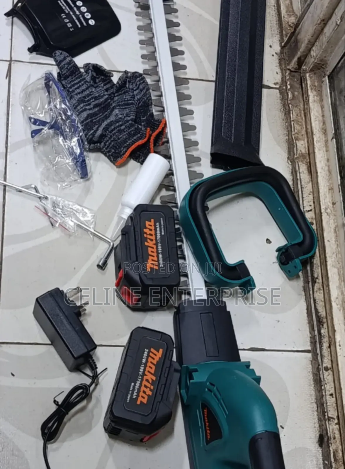2400W Makita Cordless Hedge Trimmer – Garden Power Tool