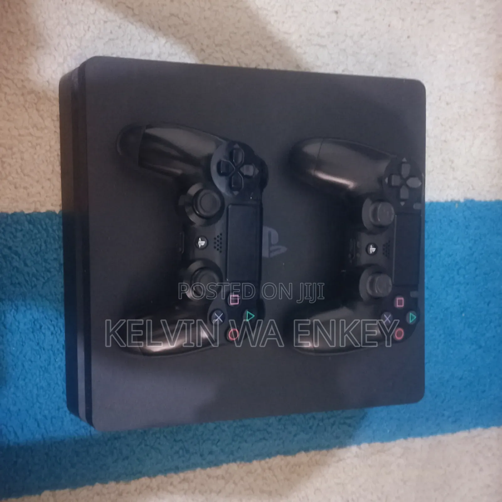 Play Station 4 Pro Home PlayStation