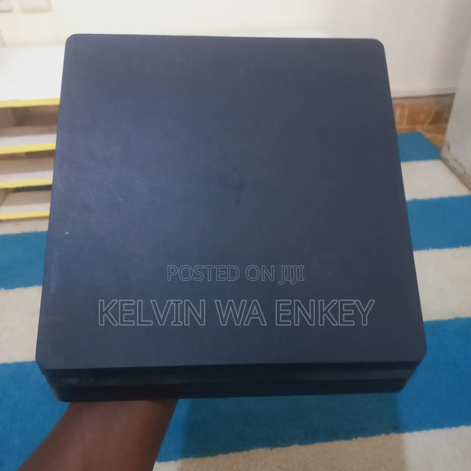 Play Station 4 Pro Home PlayStation