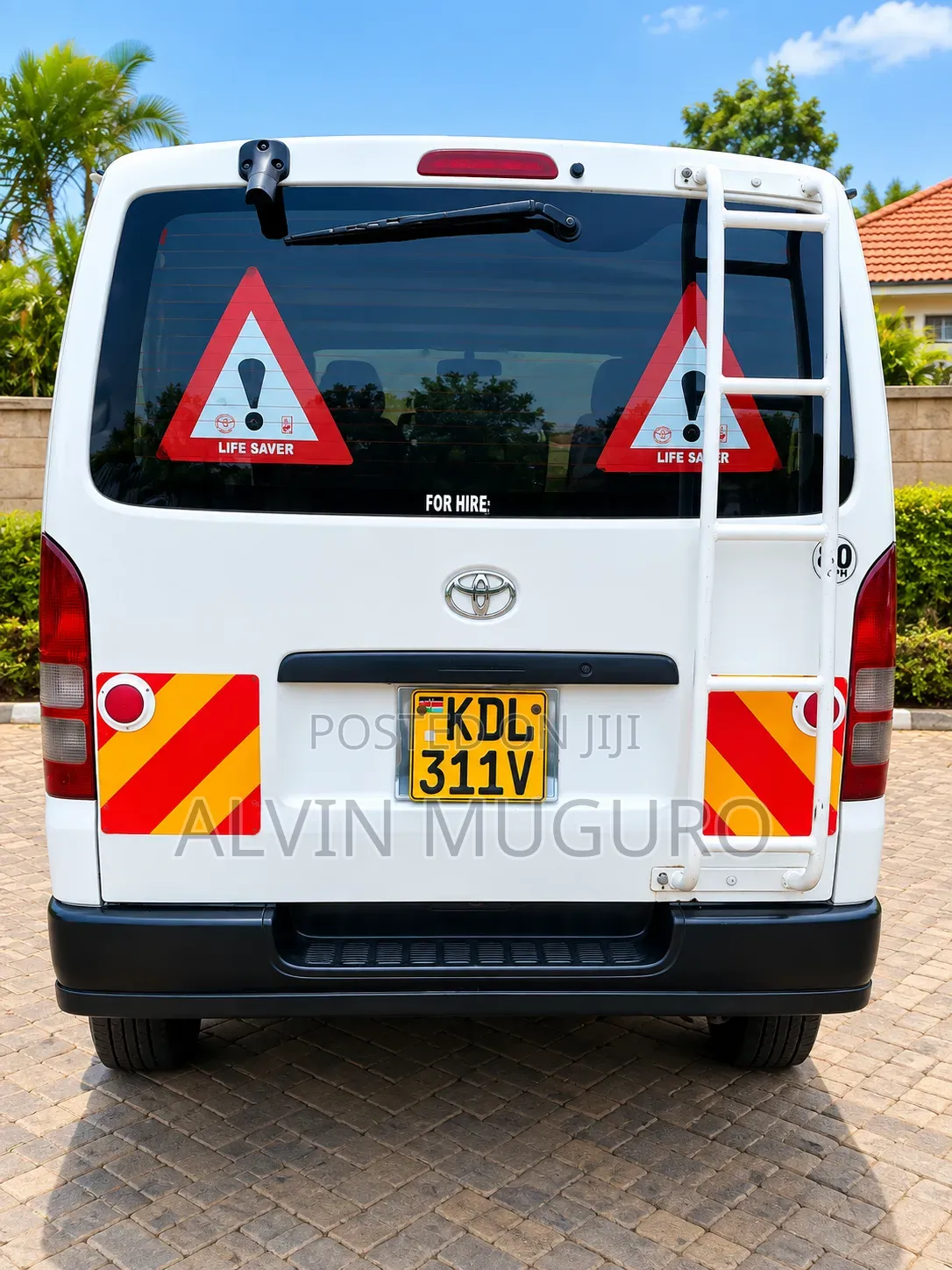 Toyota HiAce 2015 White